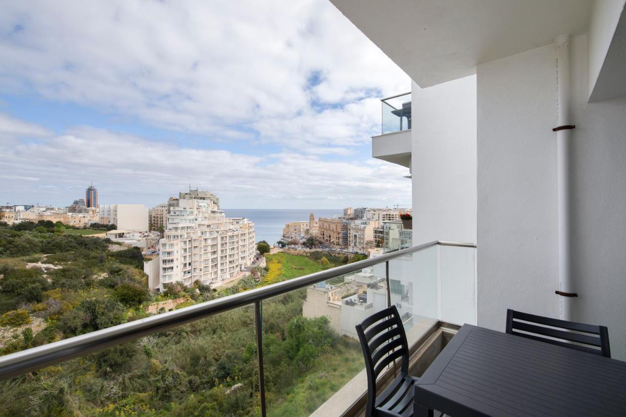 Sea View Apartment 2 Bedrooms 2 Bathrooms, 2 Minutes Away From The Sea Сент Джулианс Экстерьер фото