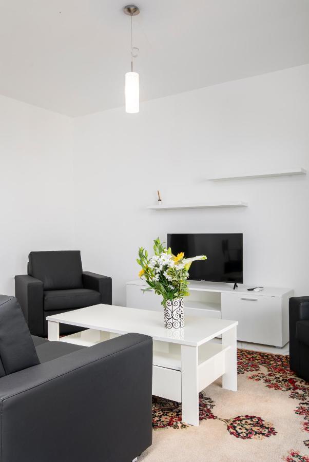 Sea View Apartment 2 Bedrooms 2 Bathrooms, 2 Minutes Away From The Sea Сент Джулианс Экстерьер фото
