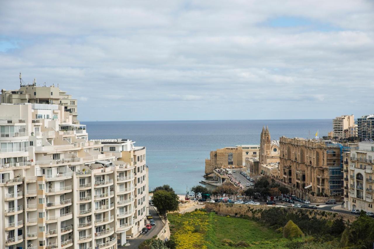 Sea View Apartment 2 Bedrooms 2 Bathrooms, 2 Minutes Away From The Sea Сент Джулианс Экстерьер фото